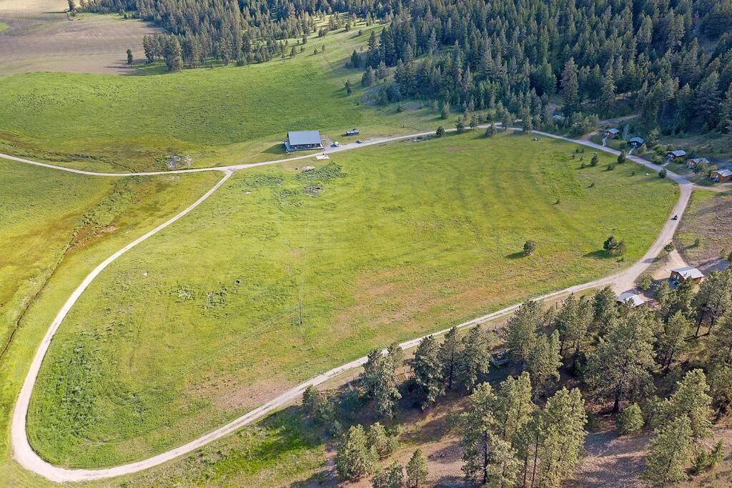 Wilderness Cabin - Eden Valley Oroville Экстерьер фото